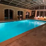 & Piscine Chauffee 5 Minutes De Sarlat Vila Proissans